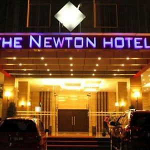 The Newton Hotel